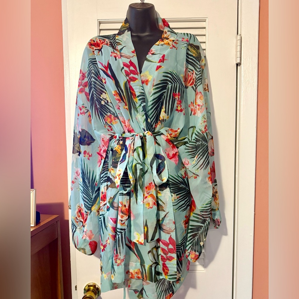 Lane Bryant Sheer Floral Kimono Robe • Cacique Intimates